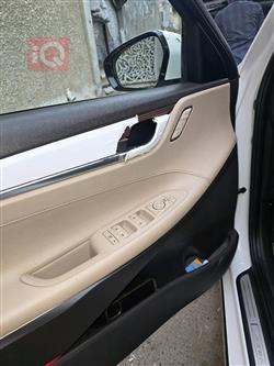 هيونداي أزيرا